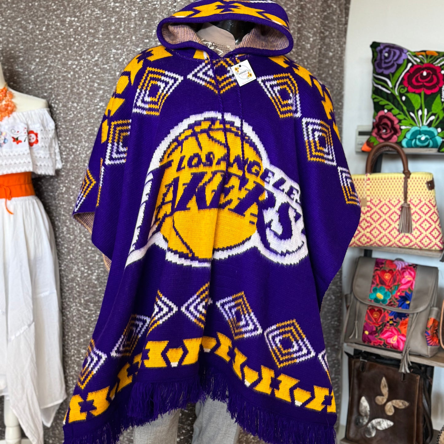 Lakers Alpaca Wool Poncho