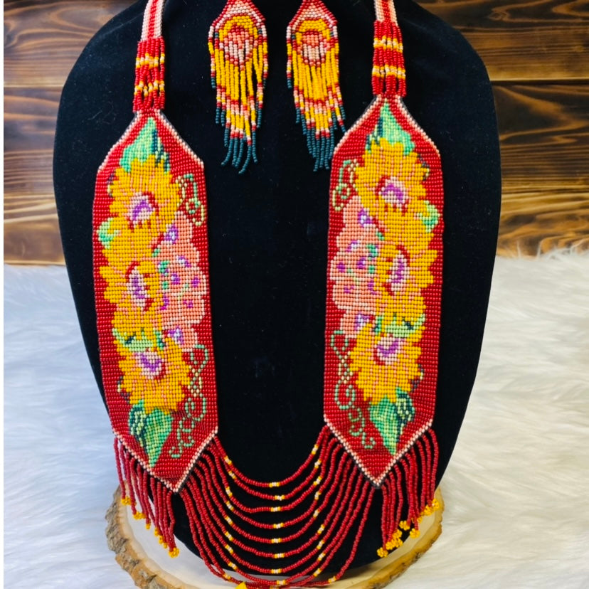 Handcraft Beaded Long Necklace